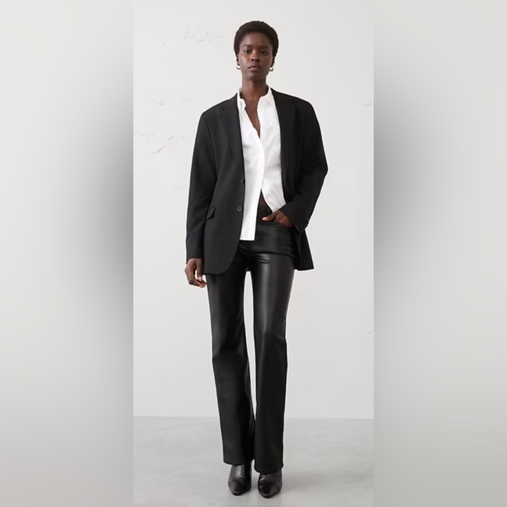 Banana Republic Mid Rise Bootcut 27 4 P Black Faux Vegan Leather Pants NWT $100